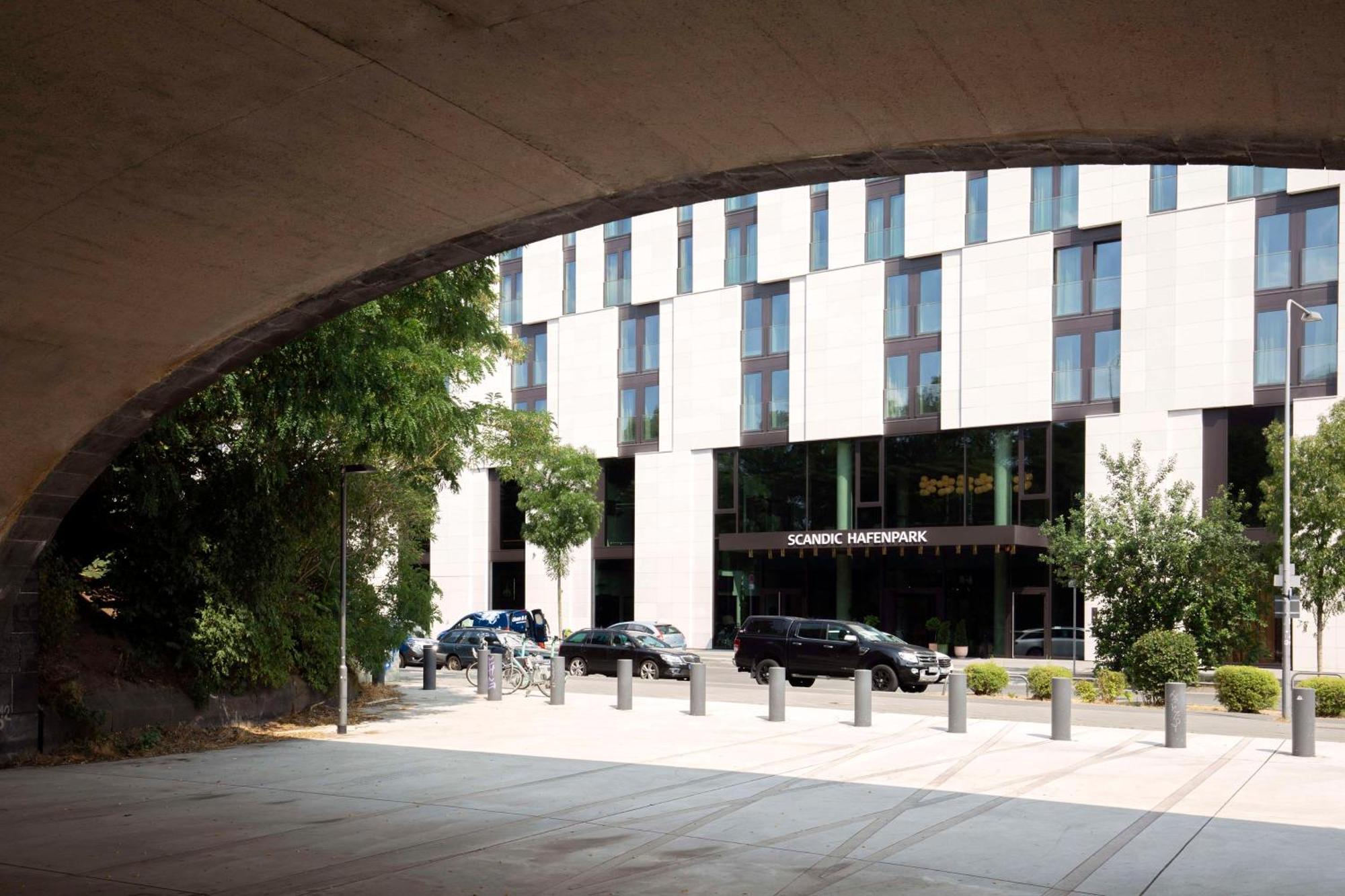 Scandic Frankfurt Hafenpark Франкфурт-на-Майні Екстер'єр фото